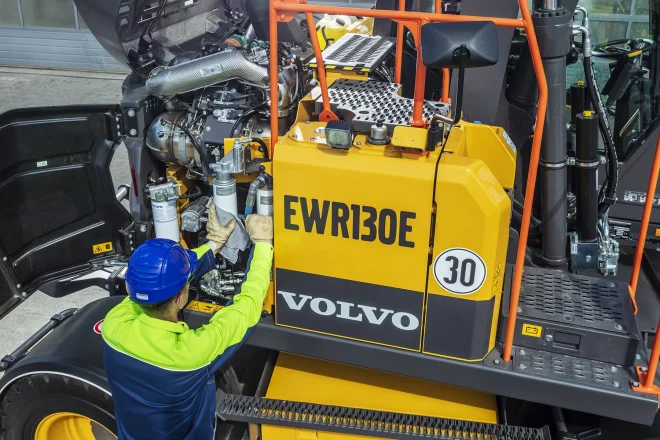 Volvo escavatore gommato medio EWR130E