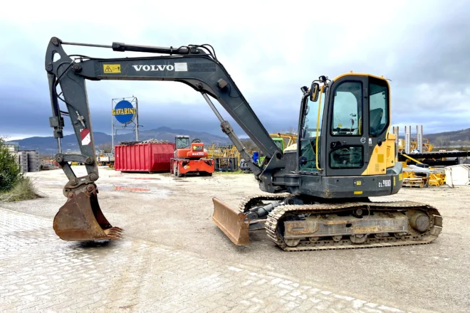 VOLVO ECR88D
